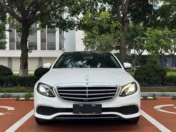 Mercedes-Benz E-Class 2018