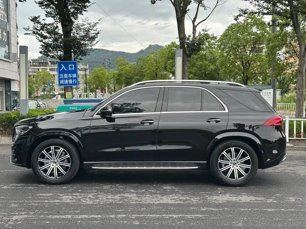 Mercedes-Benz GLE 2024 — фото 4