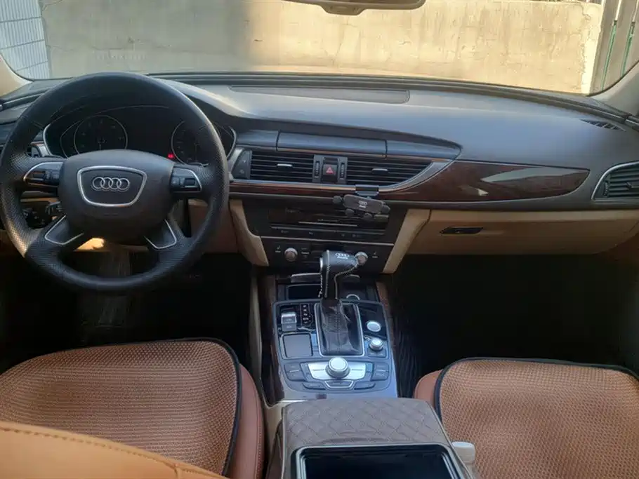 Audi A6L 2015 — фото 12