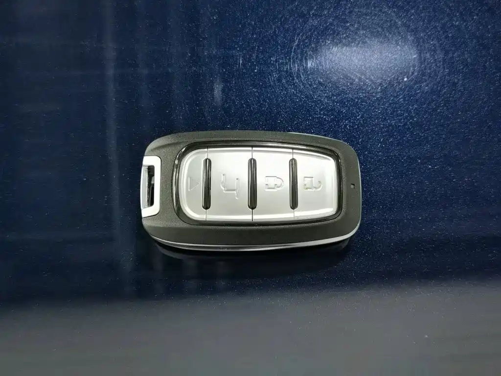 BYD Qin PLUS 2023 — фото 19