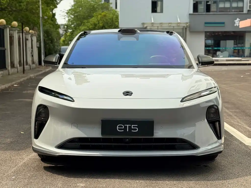 NIO ET5 2023