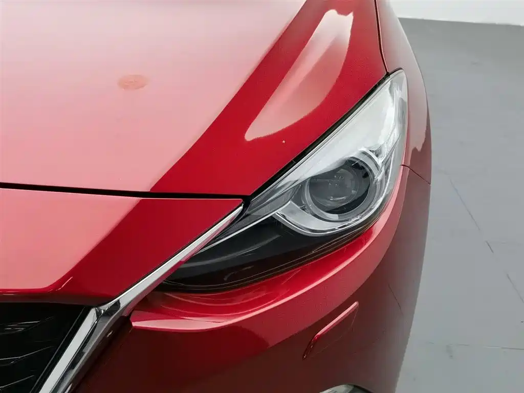 Mazda 3 Axela 2016 — фото 7