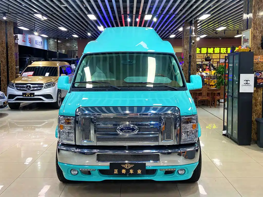 Ford E350 2015 — фото 2