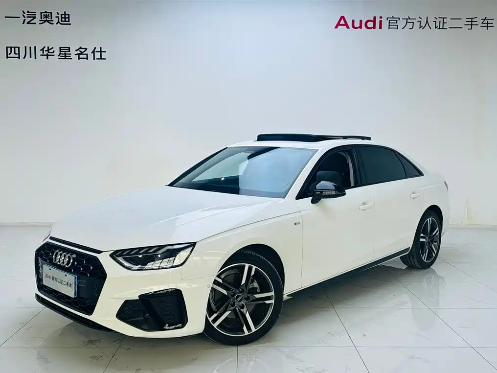 Audi A4L 2022 — фото 1