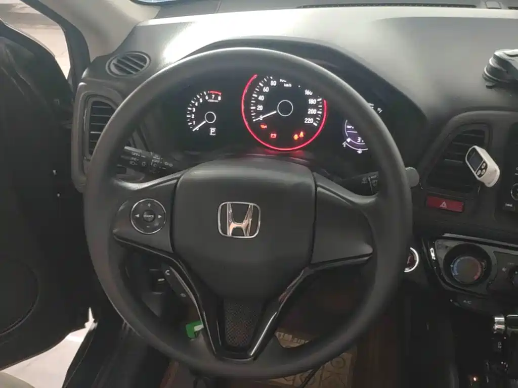 Honda Vezel 2018 — фото 11
