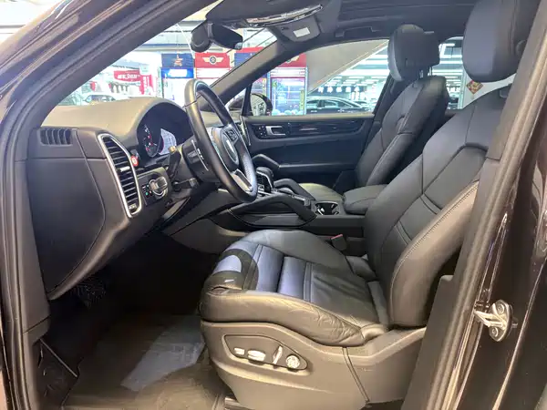 Porsche Cayenne 2019