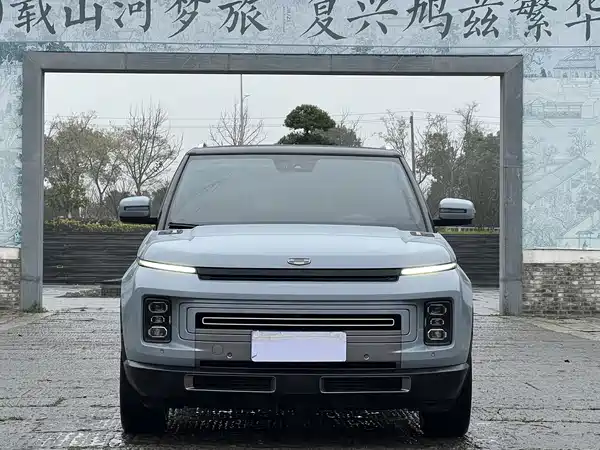 Geely ICON 2020