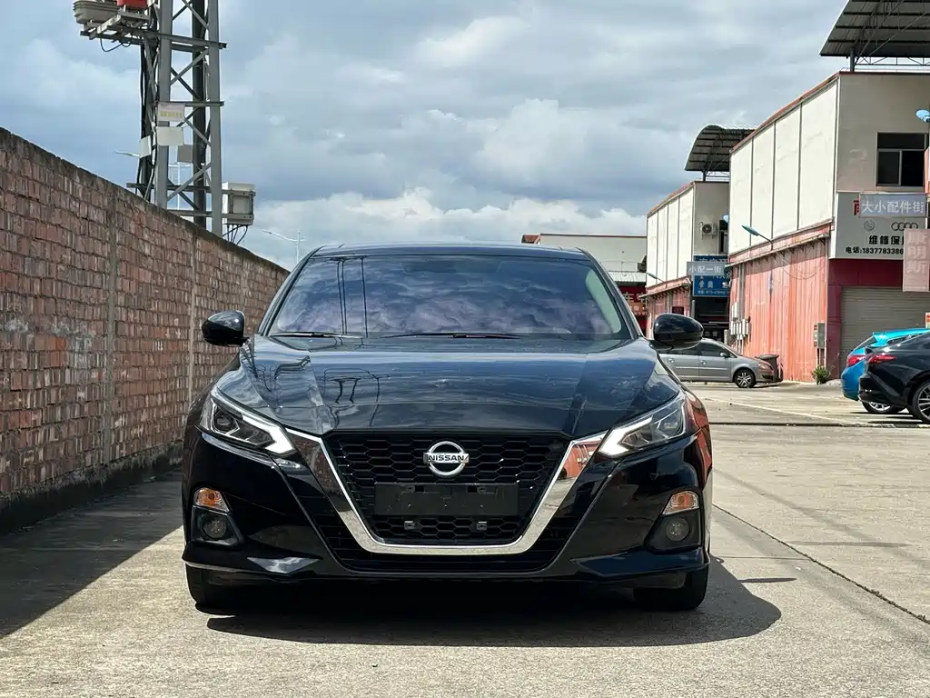 Nissan Teana 2022