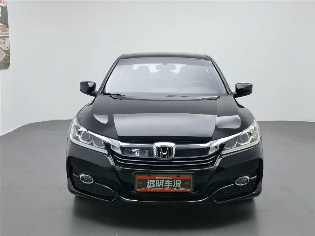 Honda Accord 2018 — фото 3