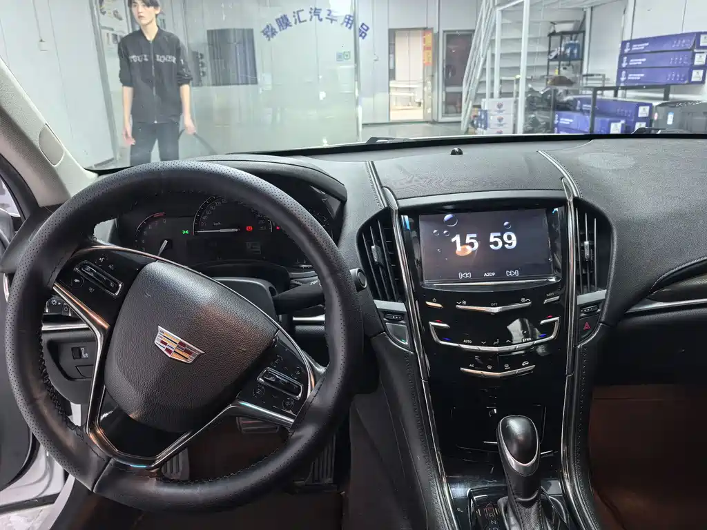 Cadillac ATS-L 2017 — фото 11
