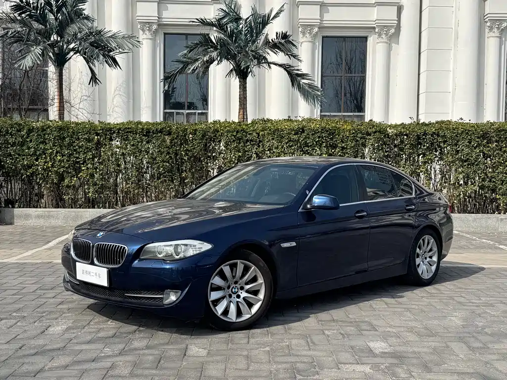 BMW 5 Series 2011
