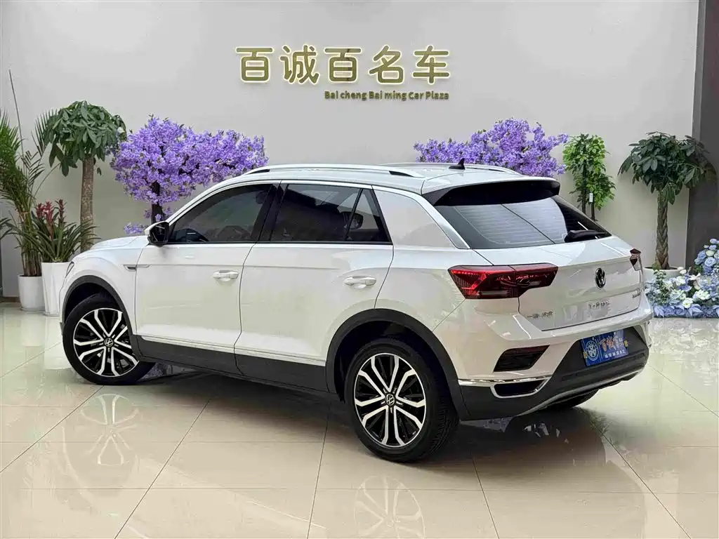 Volkswagen T-Roc 2023
