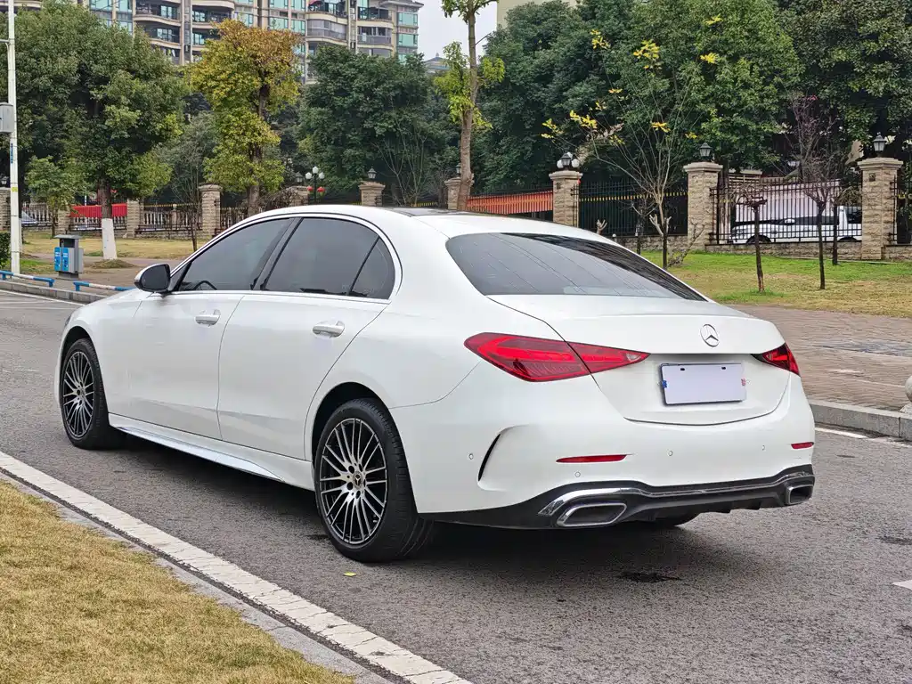 Mercedes-Benz C-Class 2023 — фото 9