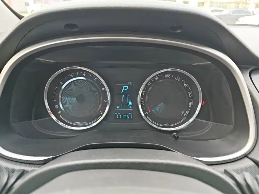 Chevrolet Lefeng RV 2016 — фото 12