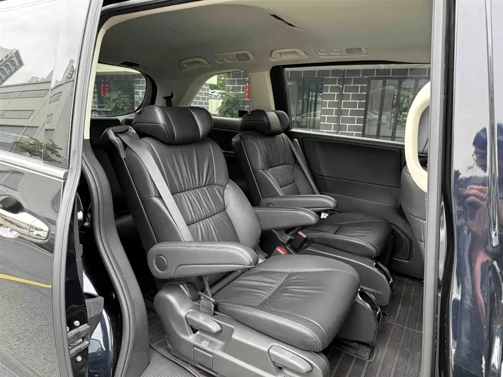 Honda Odyssey 2024 — фото 19