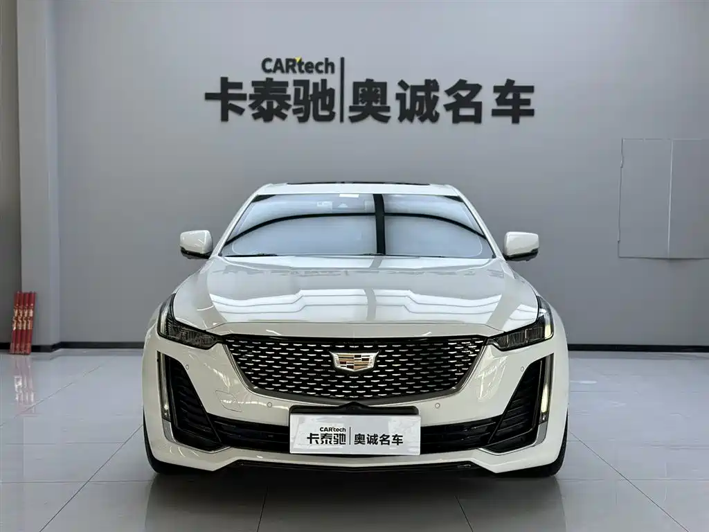 Cadillac CT5 2022 — фото 2