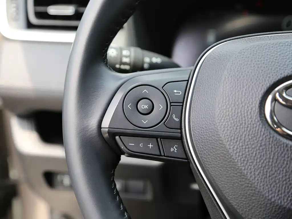 Toyota Wildlander 2023 — фото 10