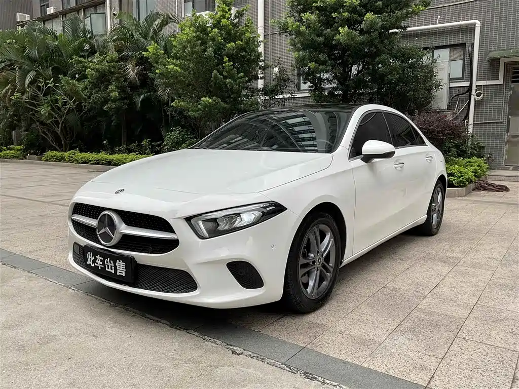 Mercedes-Benz A-Class 2020 — фото 1