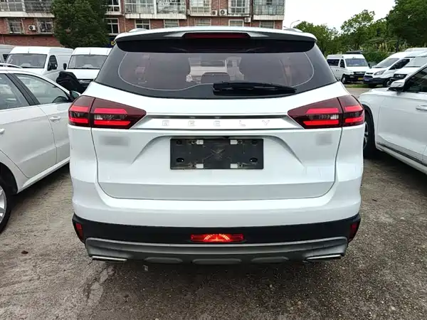 Geely Boyue 2021