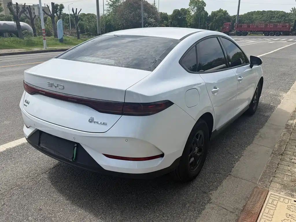 BYD Qin PLUS 2025 — фото 8