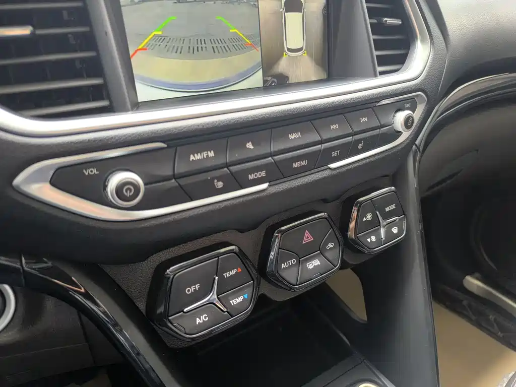 GAC Motor Trumpchi GS4 2017 — фото 13