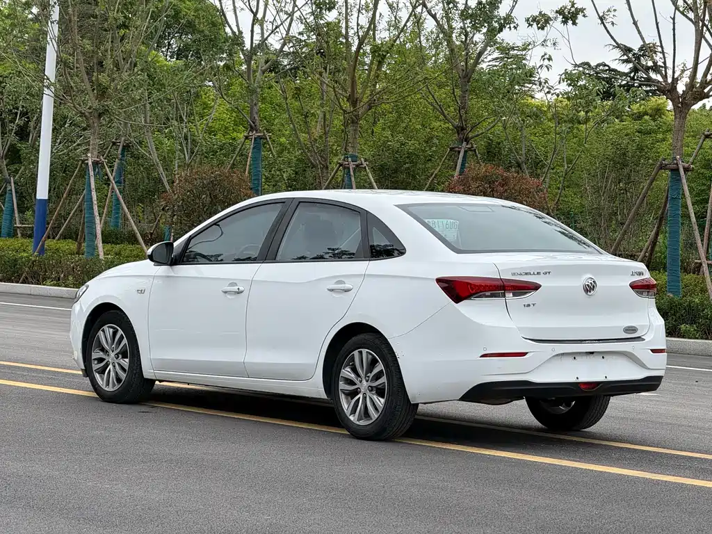 Buick Excelle 2020