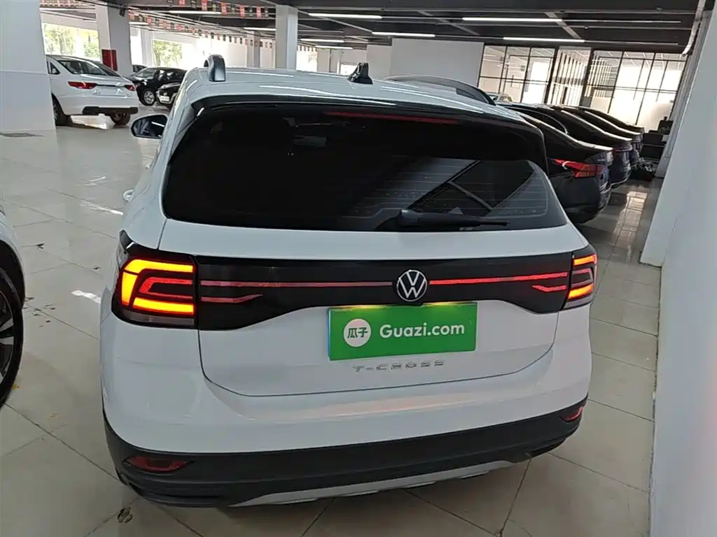 Volkswagen T-Cross 2023 — фото 6