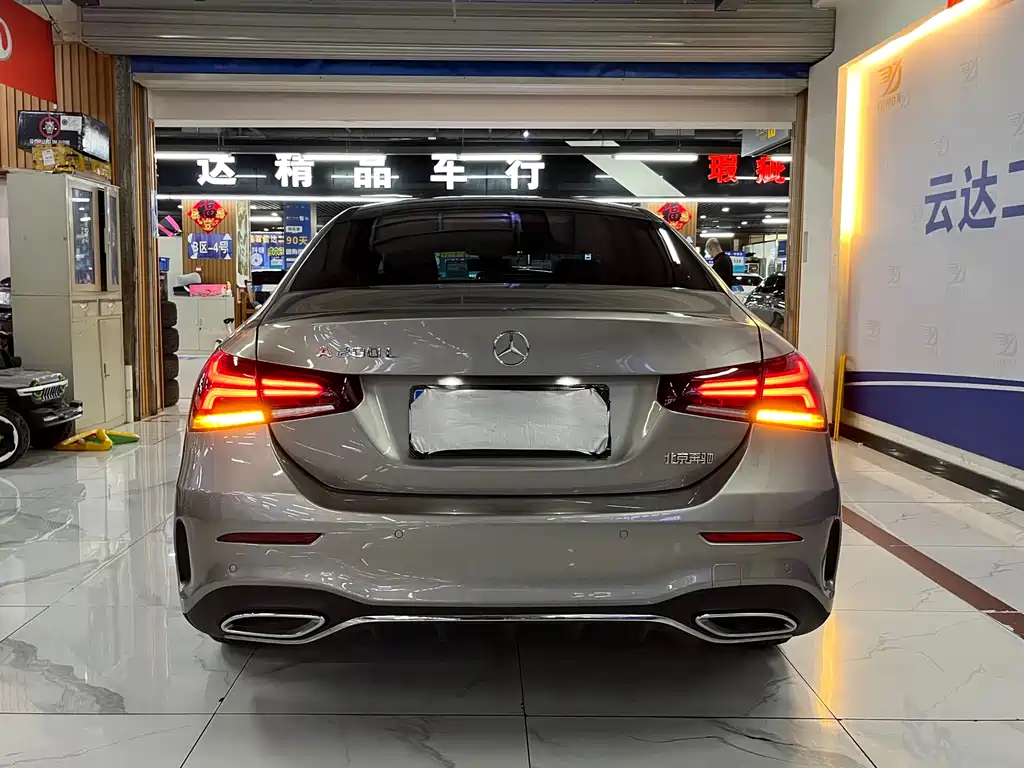 Mercedes-Benz A-Class 2021 — фото 4
