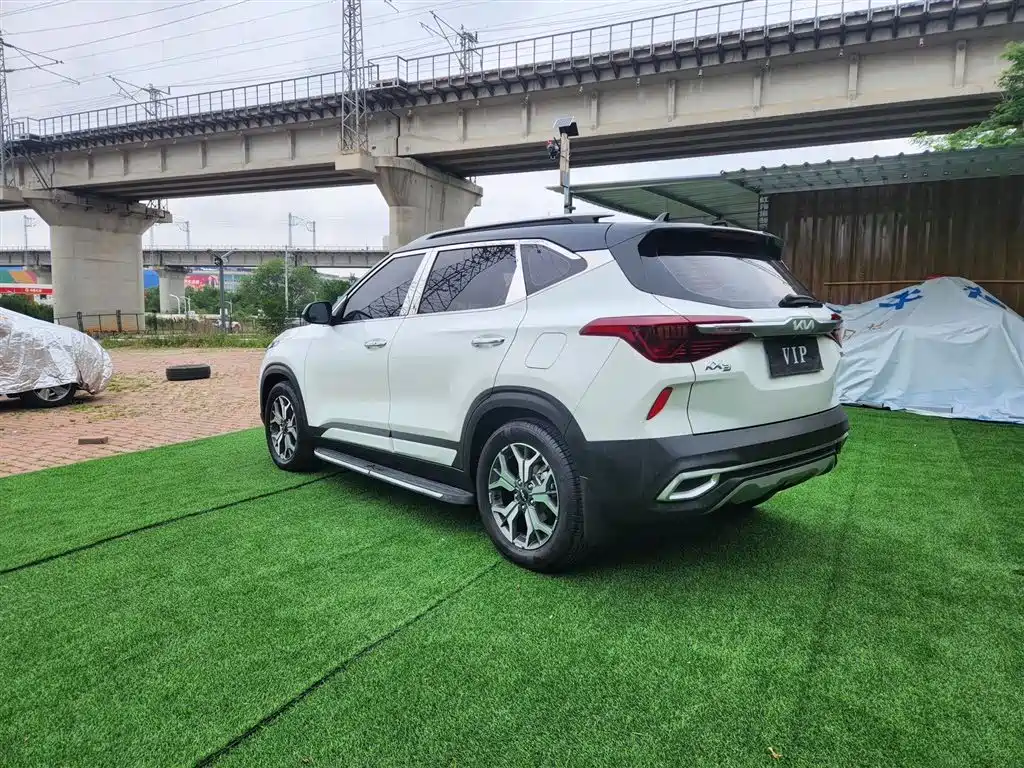 Kia KX3 2022 — фото 4
