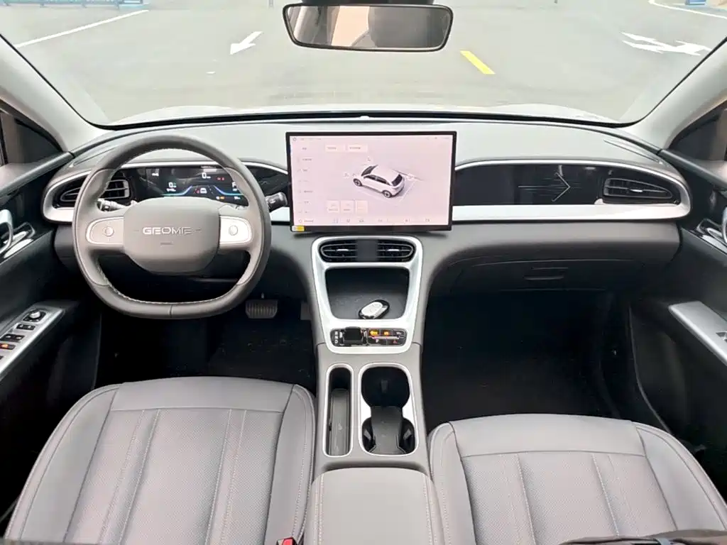 Geely Galaxy Starwish 2026 — фото 10