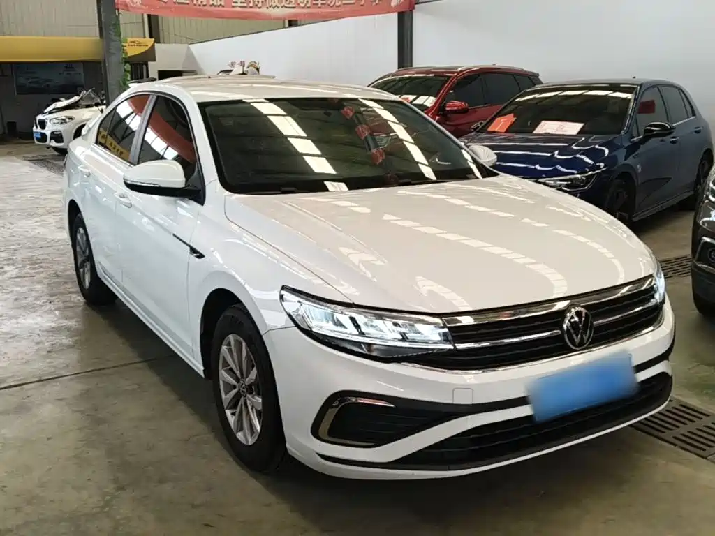 Volkswagen Bora 2024