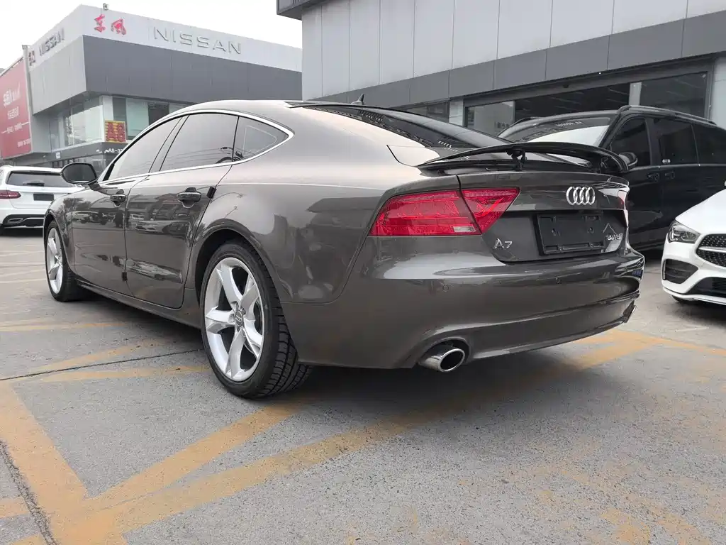 Audi A7 2014 — фото 28