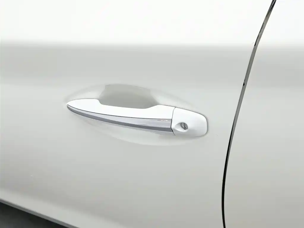 Infiniti Q50L 2018 — фото 18