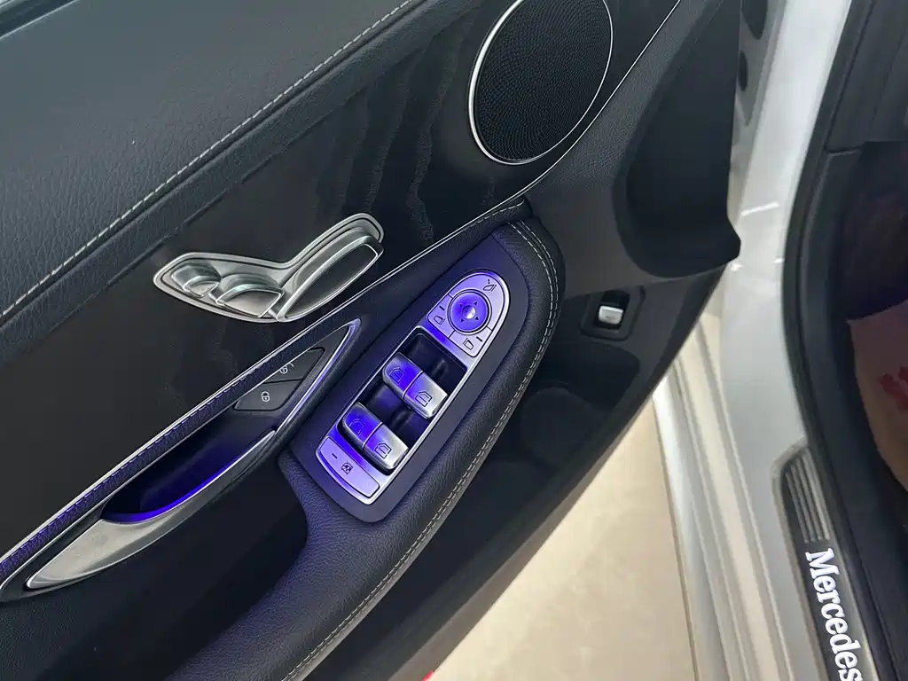 Mercedes-Benz C-Class 2020 — фото 12