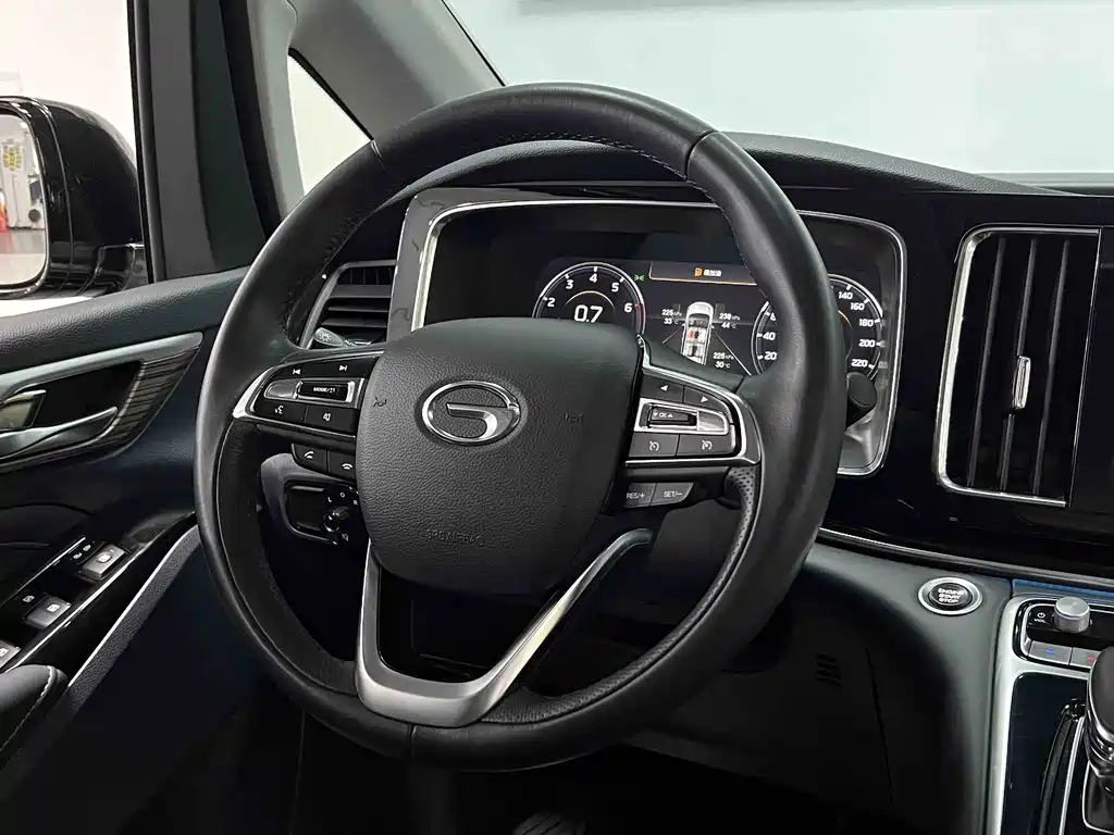 GAC Motor Trumpchi M8 2023 — фото 30
