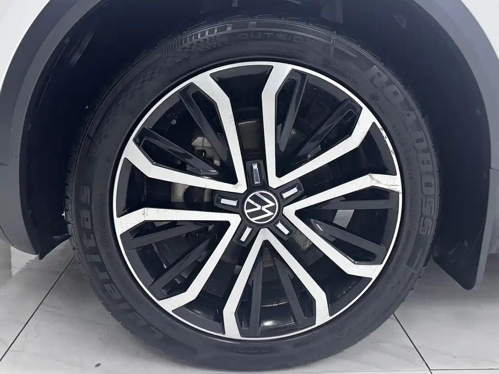 Volkswagen T-Roc 2021 — фото 18