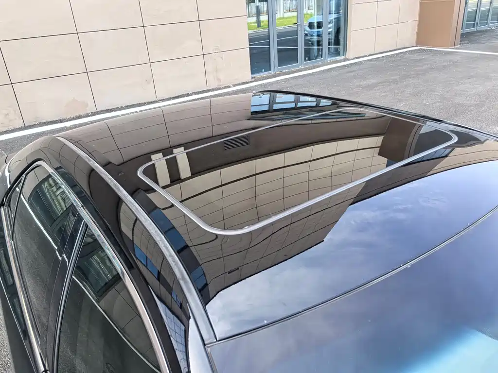 Toyota Camry 2015 — фото 16