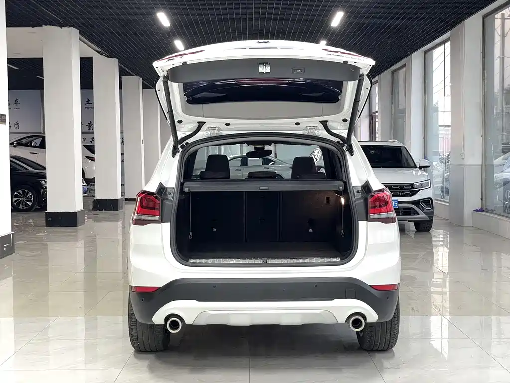 BMW X1 2023 — фото 18