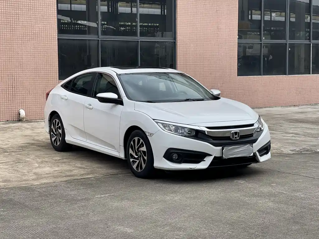 Honda Civic 2018 — фото 3