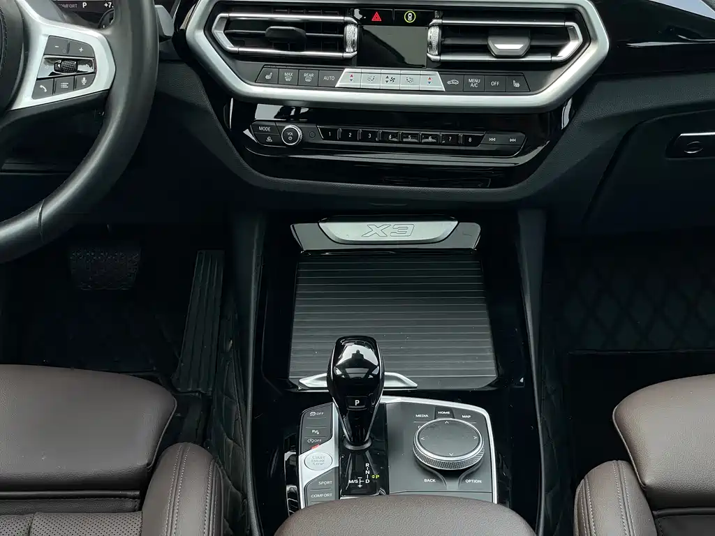 BMW X3 2022 — фото 11