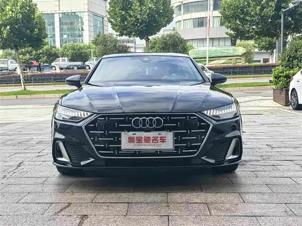 Audi A7L 2025
