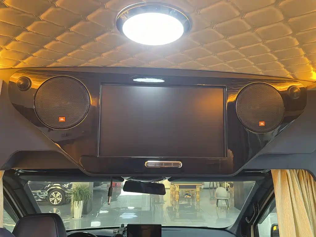 Maxus V90 RV 2022 — фото 12