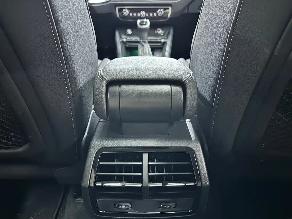 Audi Q3 Sportback 2021 — фото 17