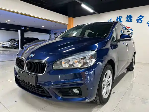 BMW 2 Series Wagon 2015