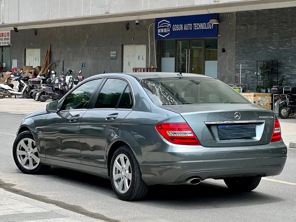 Mercedes-Benz C-Class 2012
