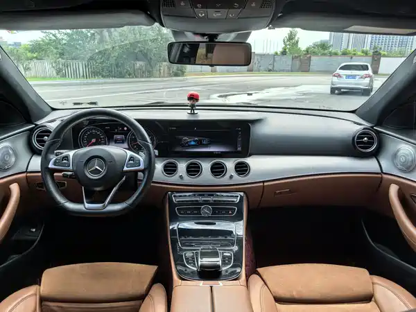 Mercedes-Benz E-Class 2017