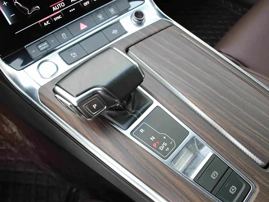 Audi A6L 2020 — фото 9