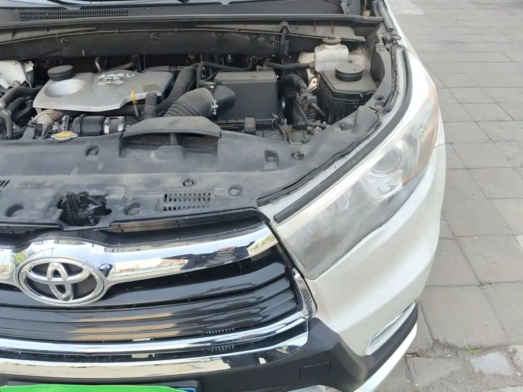Toyota Highlander 2015 — фото 22