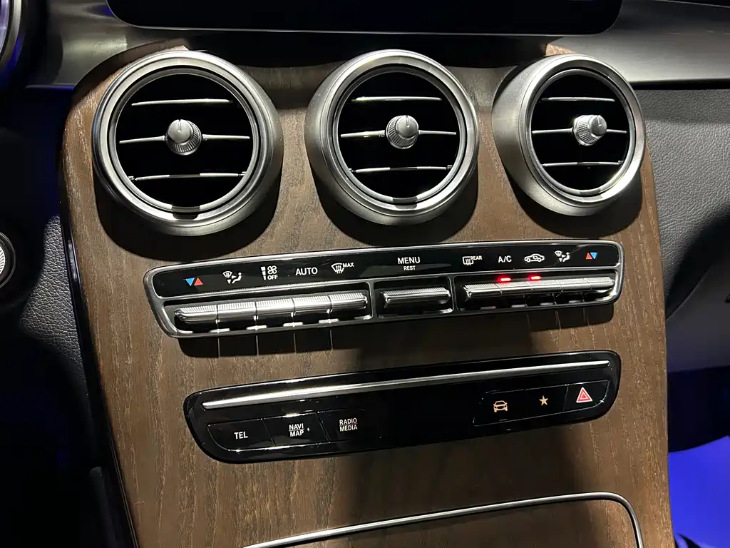 Mercedes-Benz GLC 2022 — фото 15