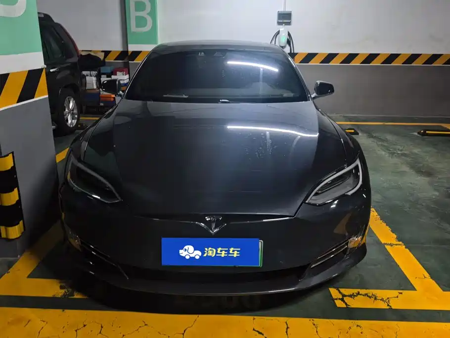 Tesla Model S 2016
